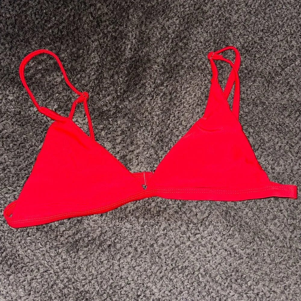 NWOT Bikini Top Large
